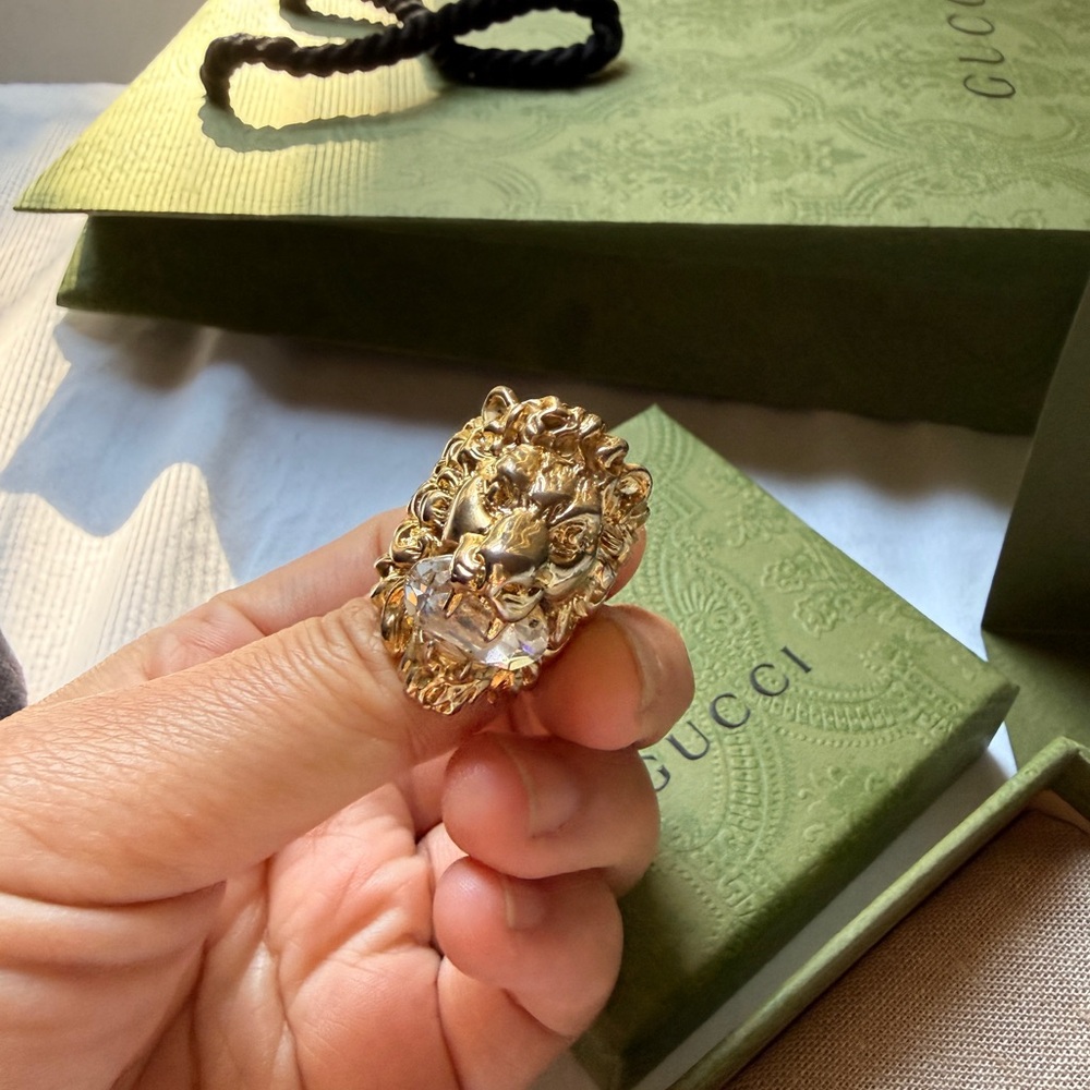 New Authentic Gucci Gold Lion Head Ring